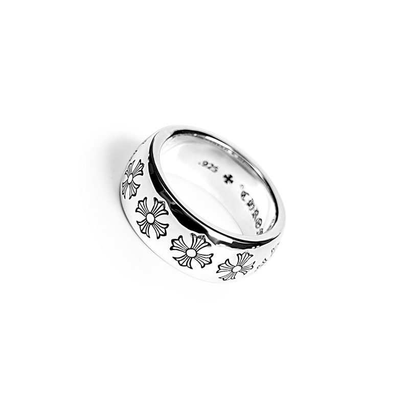 Chrome Hearts Jewelry: The Luxury Streetwear Accessory Brand Dominating Fashion Culture Chrome Hearts Jewelry: The Luxury Streetwear Accessory Brand Dominating Fashion Culture