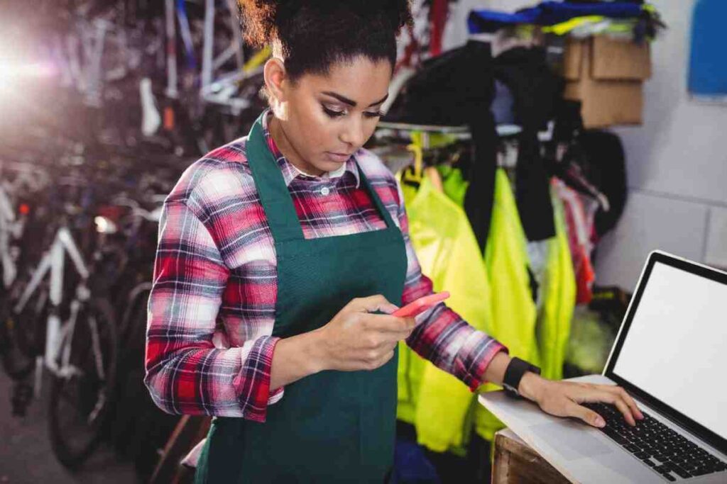 ERP for Manufacturing Companies: Why Modern Manufacturers Need the Right ERP Solution manufacturing software for small business